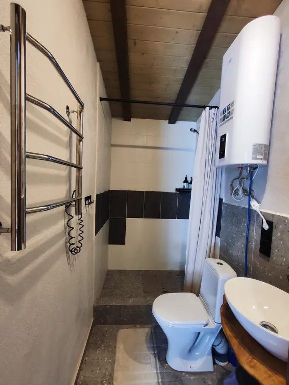 Дом-студия в стиле шале в центре