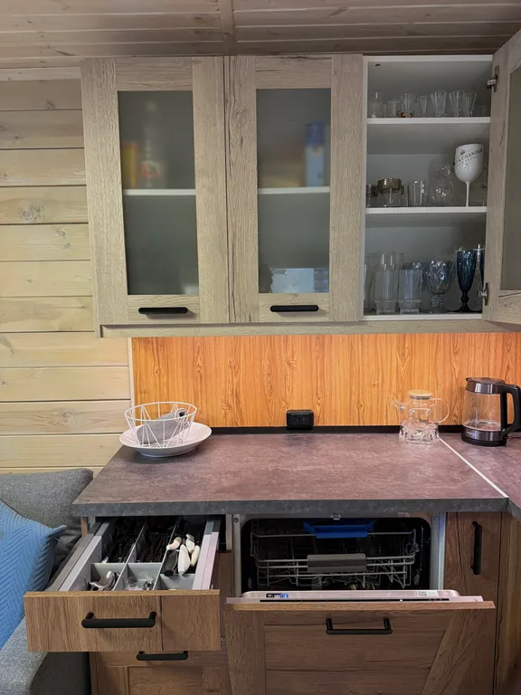 Коттедж Уютный домик в сосновом лесу — Кириши