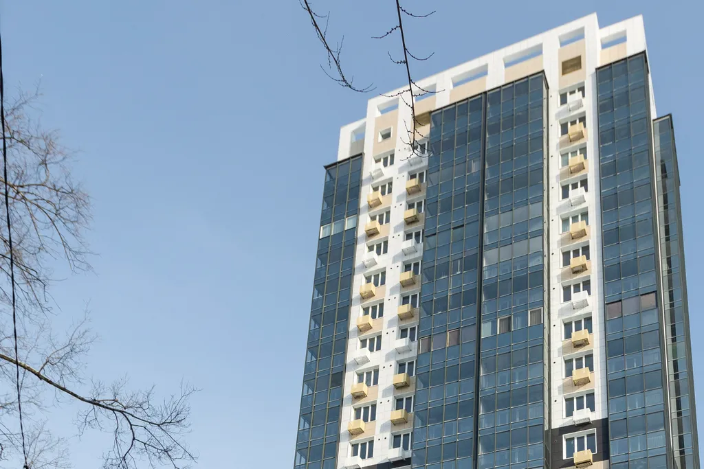 Яркая квартира с двумя балконами