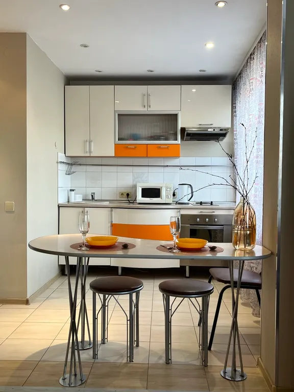 Уютная евро-двушка в центре города