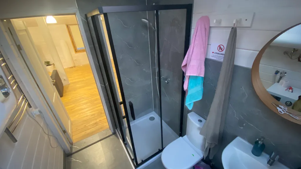 Домик на море