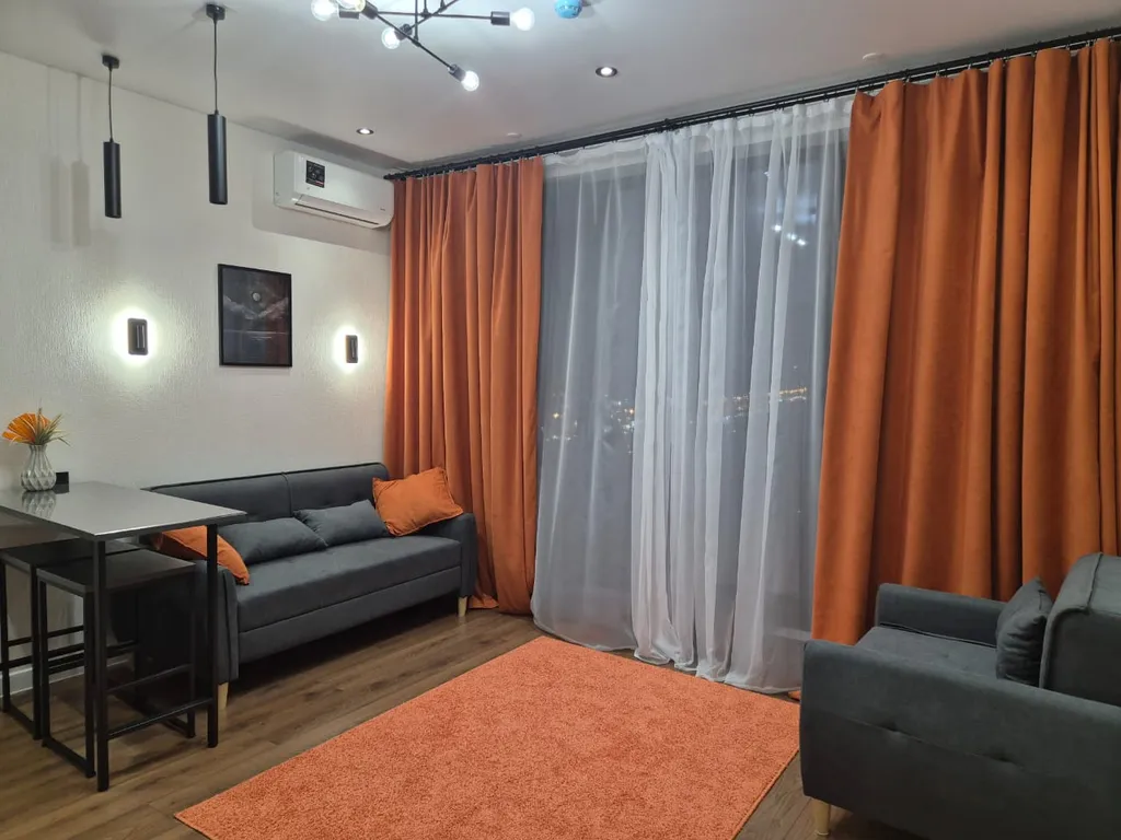 Квартира Квартира Студия увеличенной площади с удобным диваном-кроватью и кухней — Москва