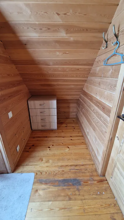 Дом на берегу озера Байкал