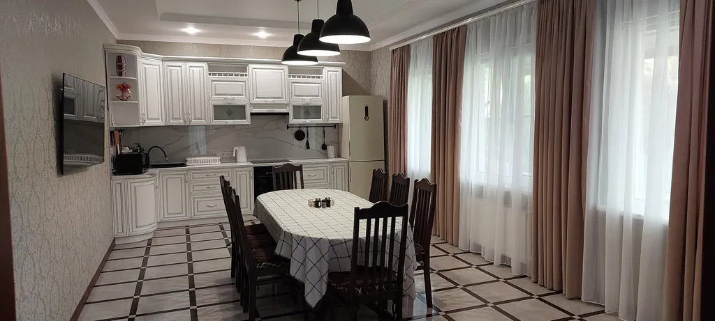 Коттедж Уютный дом — аренда посуточно в Береговое