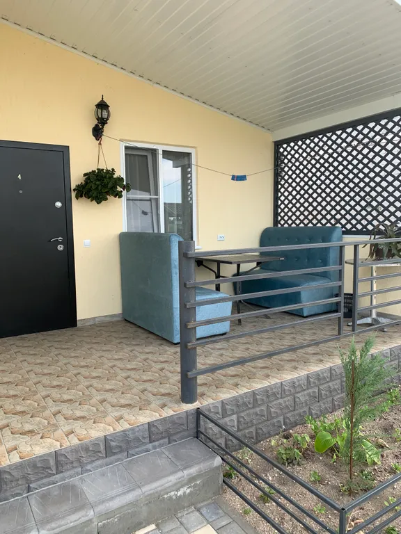 Двухкомнатный апартамент с кухней и террасой на Азовском море 4