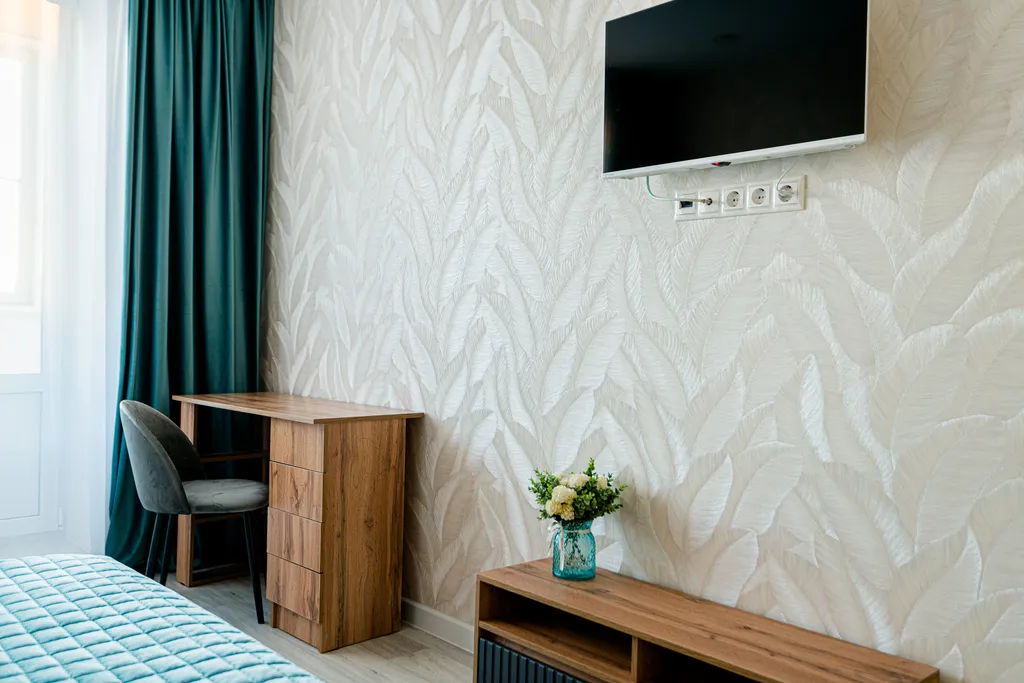 В центре у ТЦ Мега Молл, кондиционер, гостиничный сервис, бесконтактно