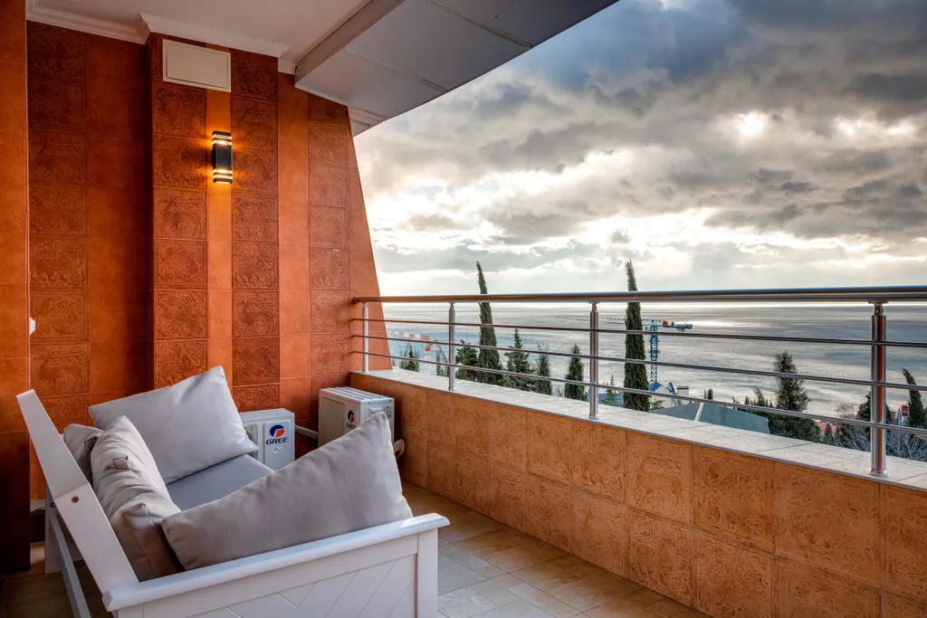 Современная 3-комнатная квартира с видом на море № 74