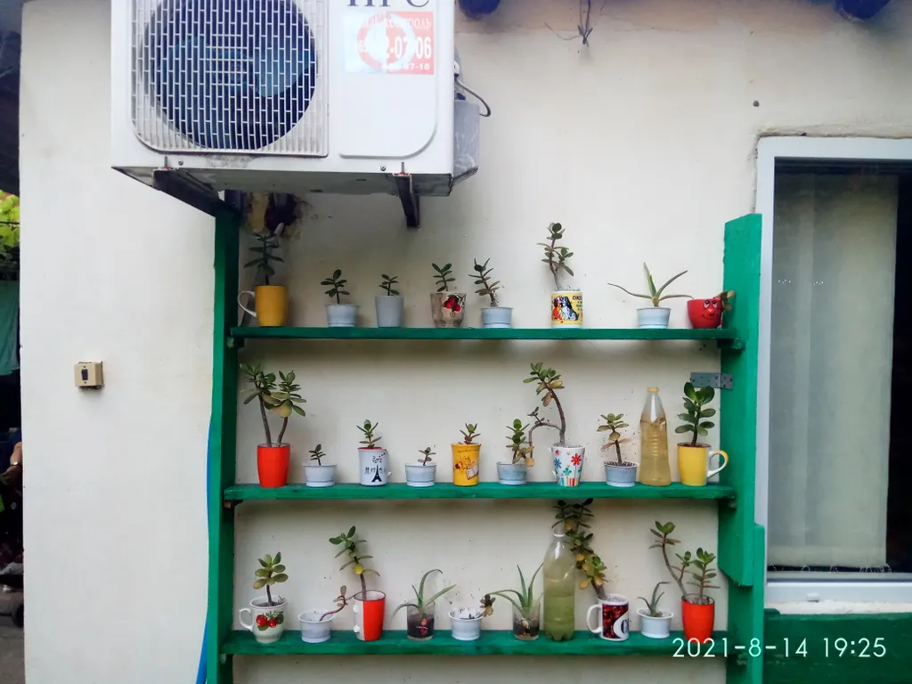 Комната с кондиционером на мансардном этаже