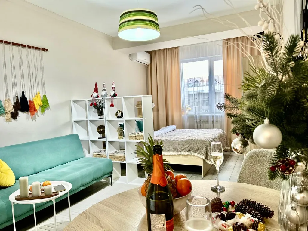 Квартира Студия поцелуй в центре города — аренда посуточно в Алматы