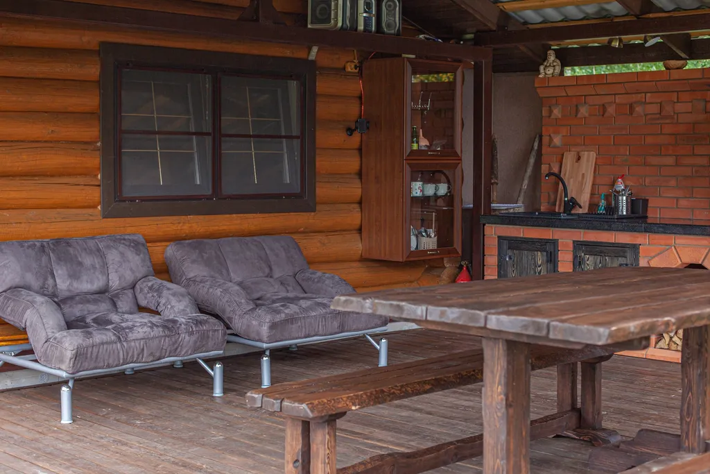 Дом за озером