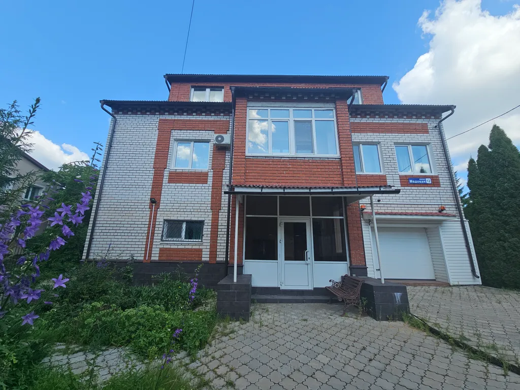 Коттедж Большой дом в черте города — аренда посуточно в Казань