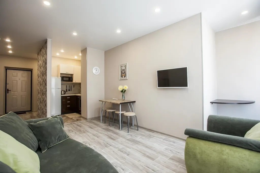 Просторные двухкомнатные апартаменты в стильном районе города