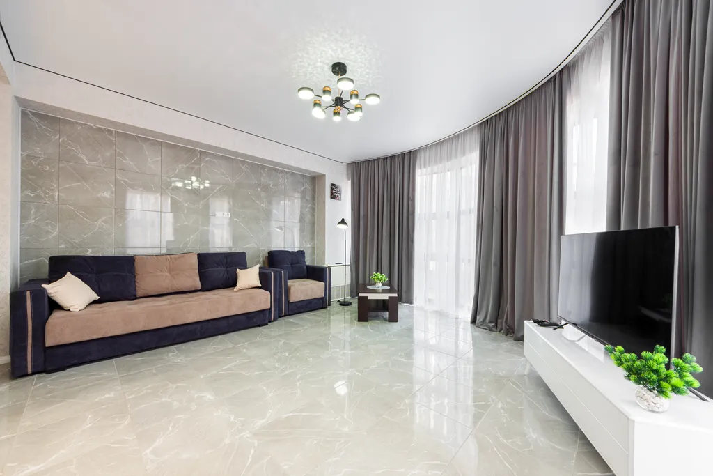 Шикарная квартира около цветника