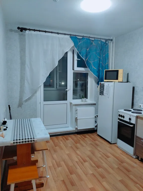 60 лет Октября "Правый берег 24/7"