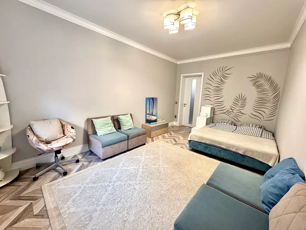 Квартира на набережной в центре