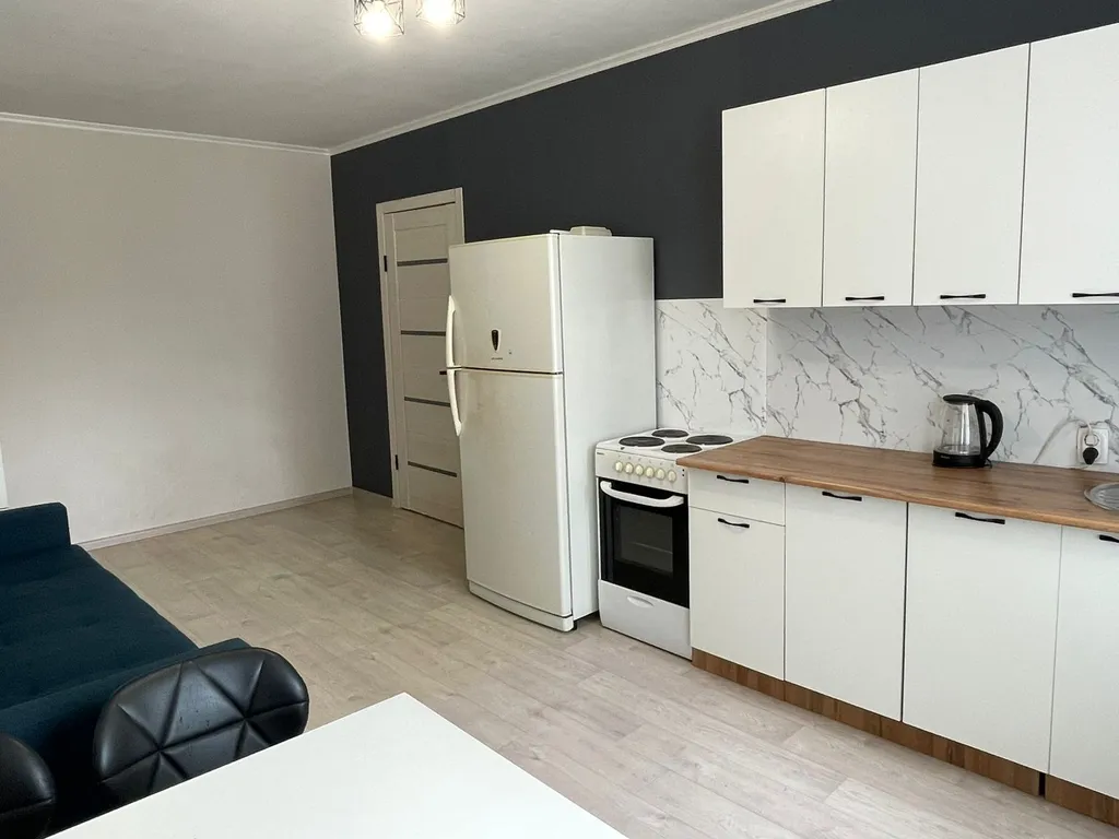 2-комнатная квартира рядом с Алмазом