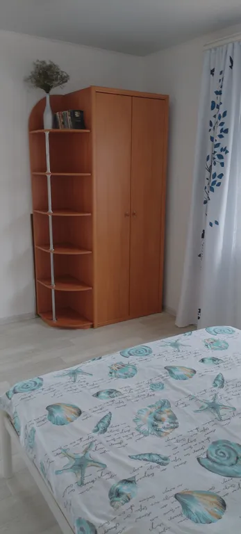 Уютный дом с кухней, на берегу моря