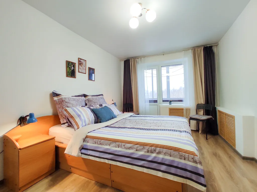 Квартира Трехкомнатные апартаменты с панорамным видом на реку Сеть ЙоХоум — аренда посуточно в Йошкар-Ола