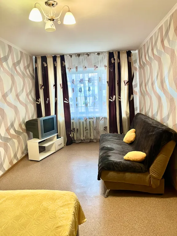 Уютная студия в центре (Бульвар Гагарина) Мотовилихи