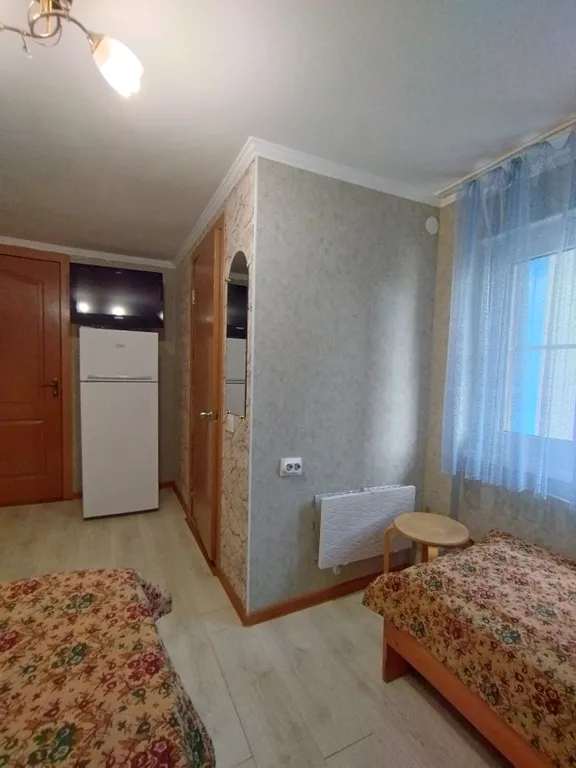 Квартира Квартира Трёх местный Люкс,в гостевом доме "До,ре,ми" — Витязево