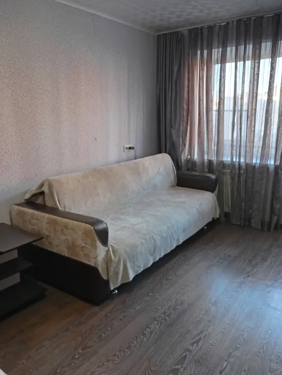 Уютная квартира в центре города — аренда посуточно в Лысьва