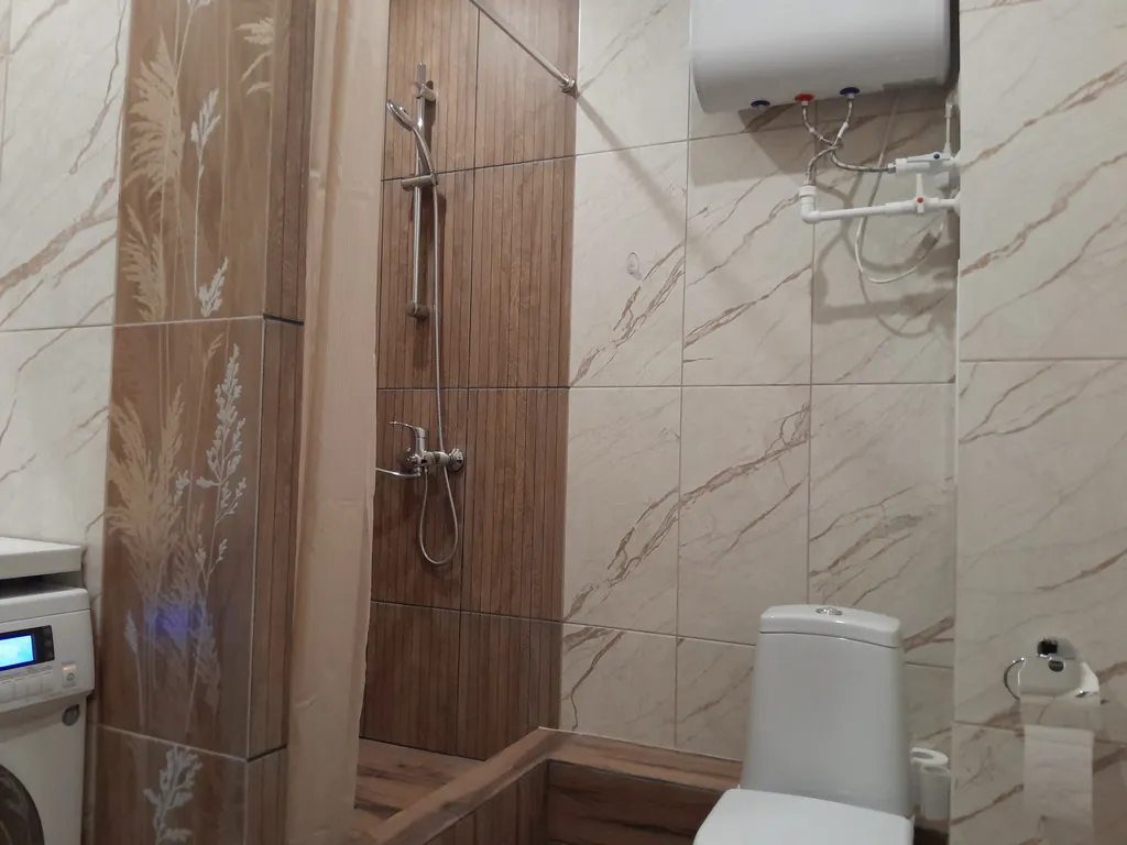 ЖК " Ривер парк " Набережная- Урицкого . Евродвухкомнатная квартира