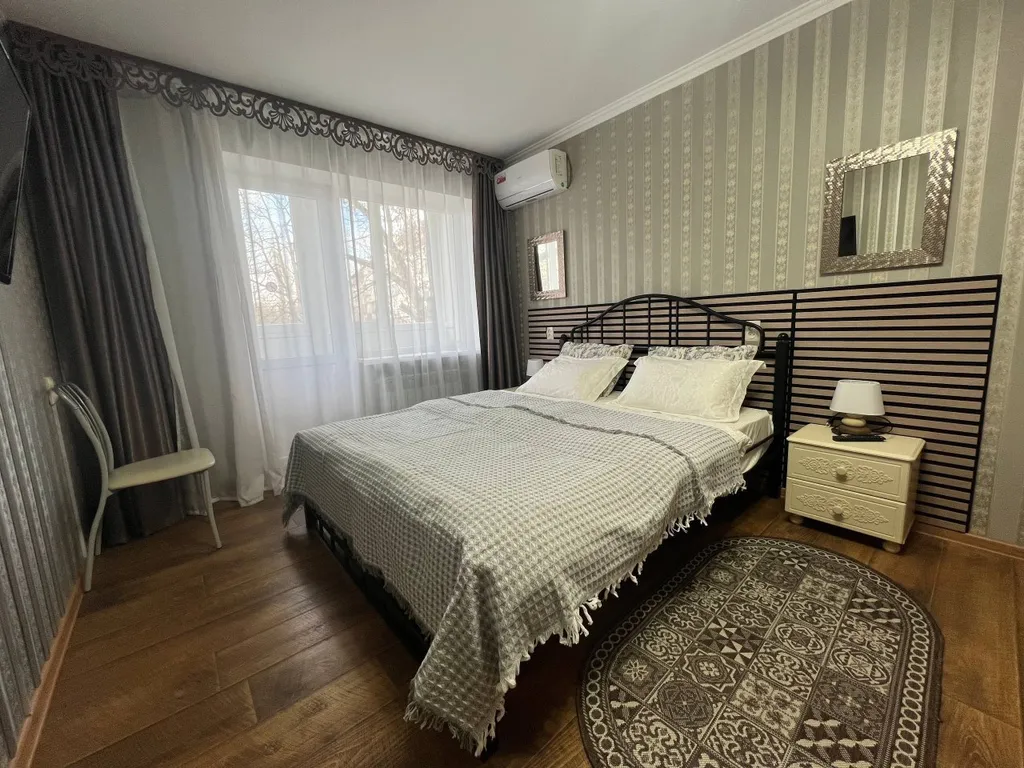 1-комнатная Квартира — аренда посуточно в Симферополь