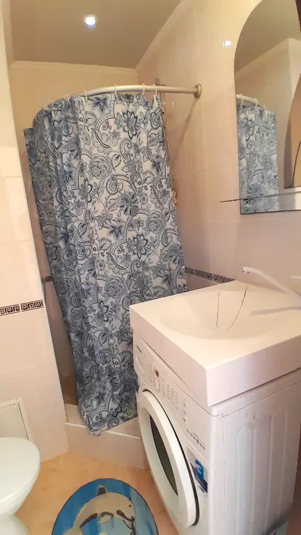 Квартира Квартира Студия с большим балконом на 2-м этаже — Севастополь