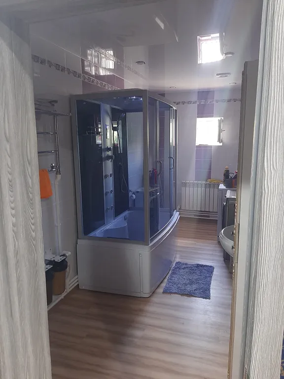 Дом на участке 10 соток