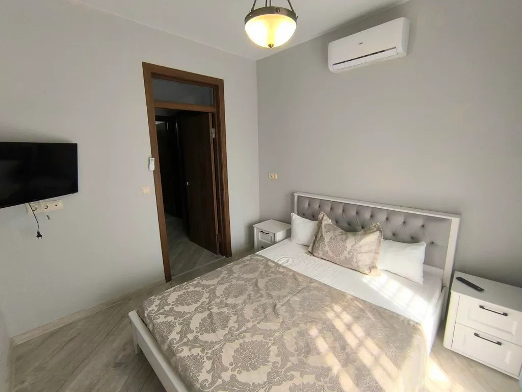 Квартира 2-комнатные апартаменты с бассейном — Геленджик