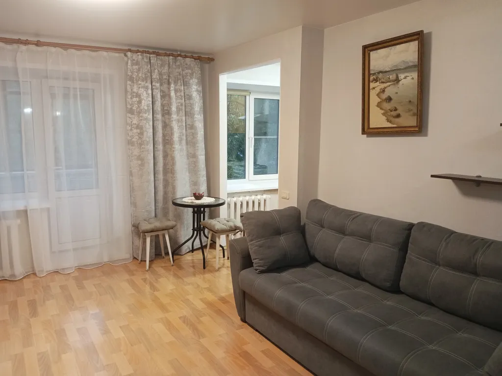 Уютная квартира в зелёном дворике — аренда посуточно в Ярославль