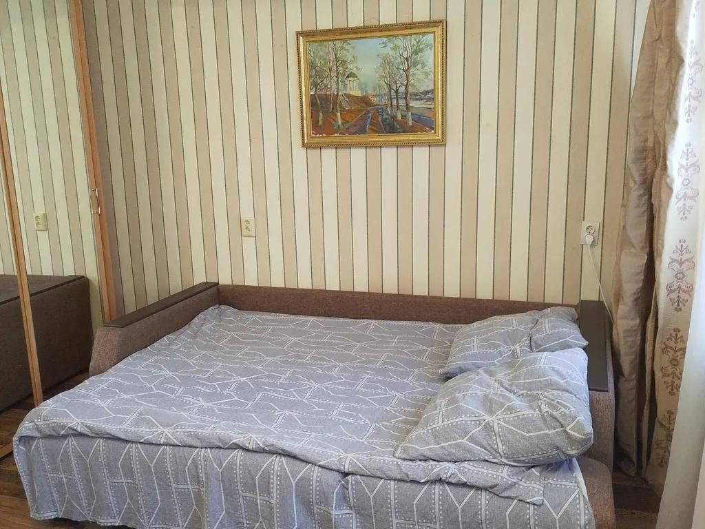 300 метров от центра двухкомнатная квартира с отдельным входом