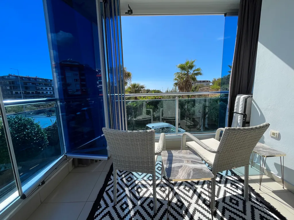 Уютный апартамент в 320 метрах от моря с балконом