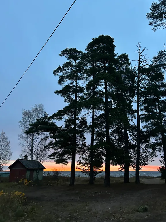 Дом у озера