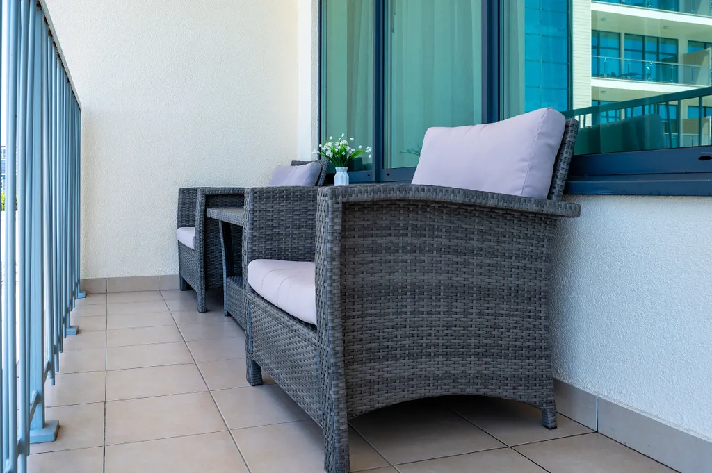 Трехкомнатные апартаменты с двумя спальнями