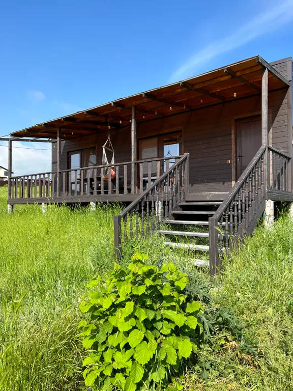 Дом с видом на гору Колдун