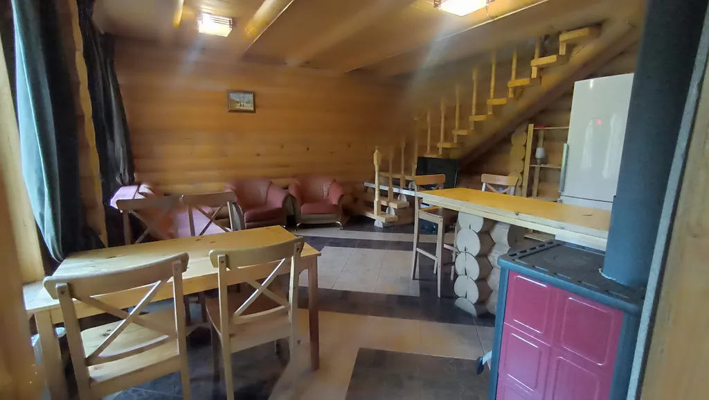 Дом на озере