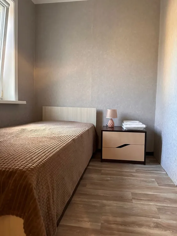 Двухкомнатная квартира недалеко от вокзала