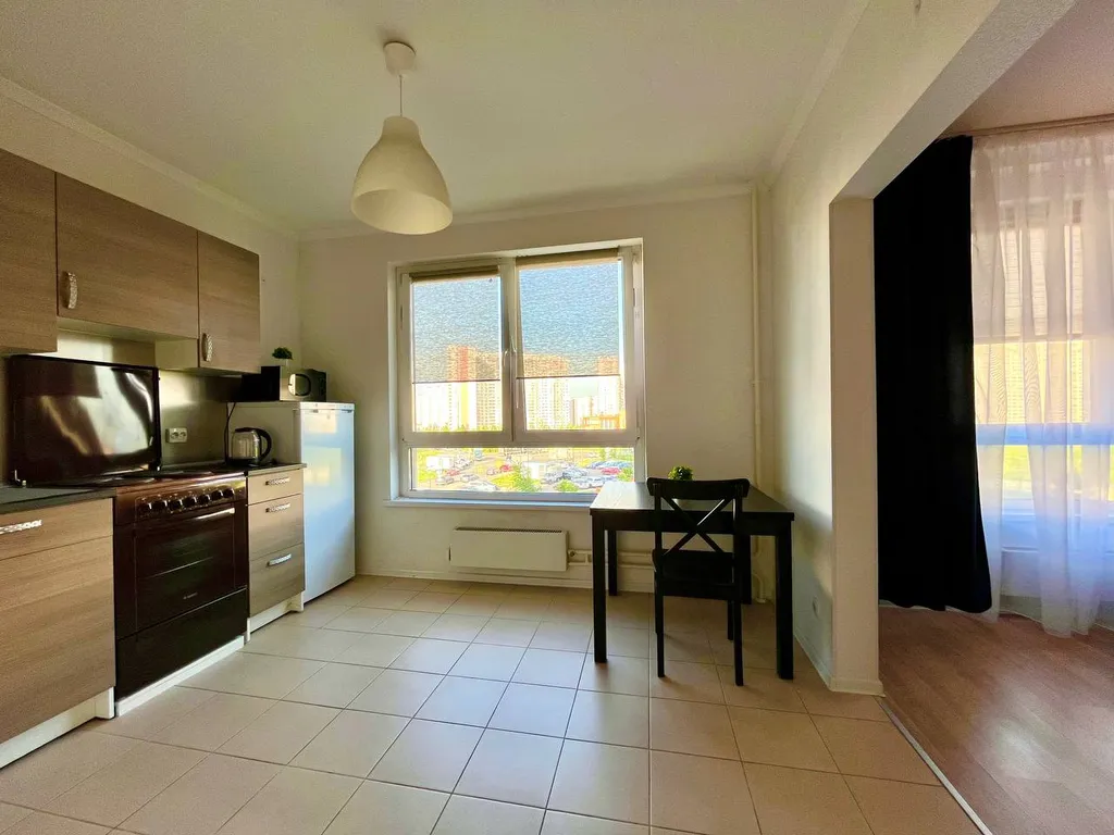 Просторная 1-комнатная квартира для 1-4 гостей в Химках