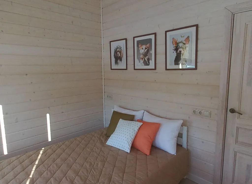 Дом с сауной на краю леса