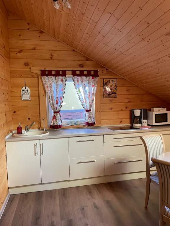 Коттедж Коттедж Уютные апартаменты с сауной — Калининград