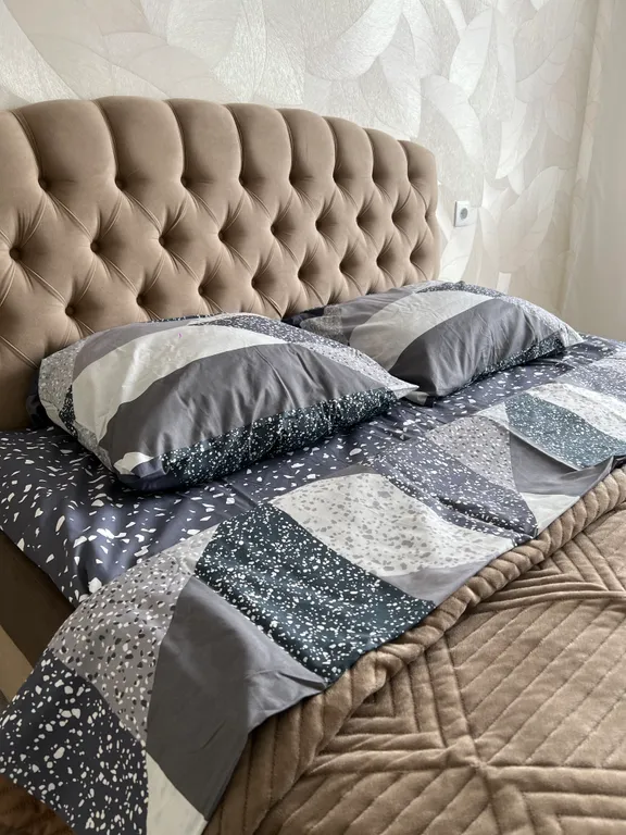 Двухкомнатная квартира в самом центре нашего города с новым ремонтом