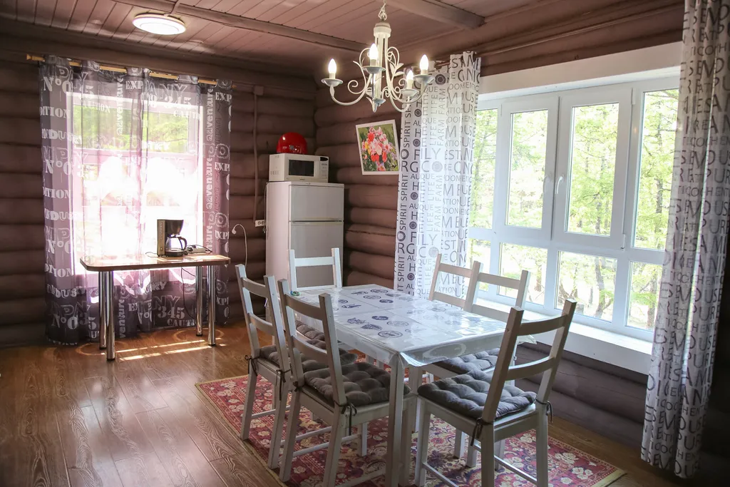 4-комнатный Дом