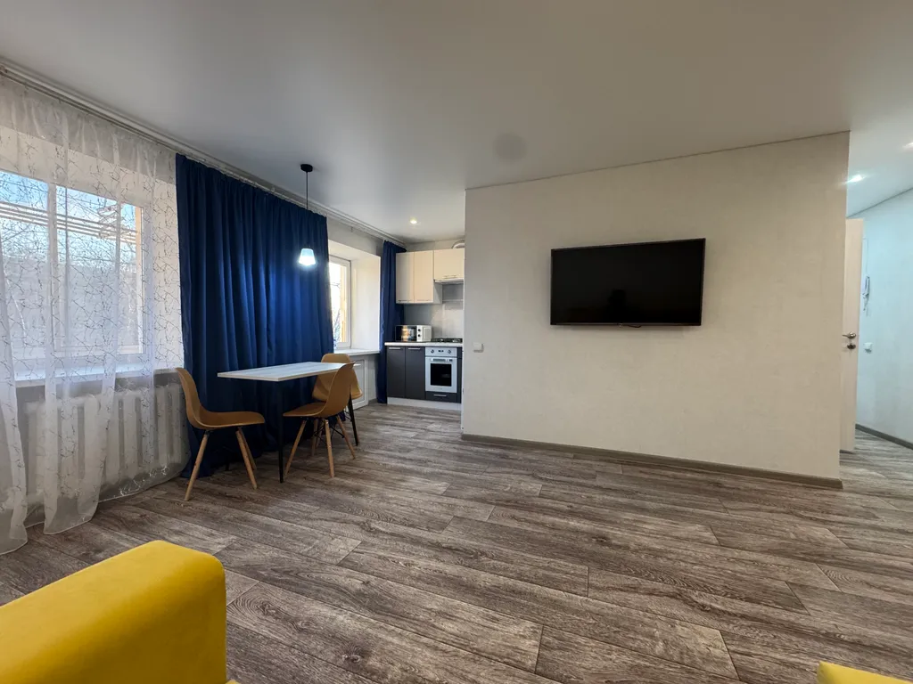 Квартира-студия с отдельной спальней