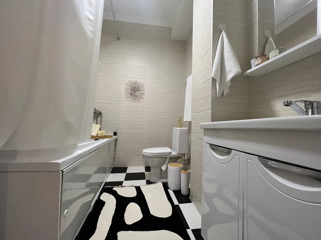 Просторный двухкомнатный апартамент Терракота