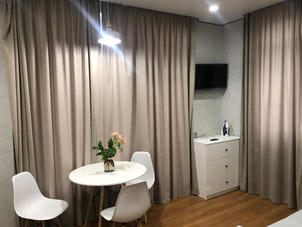 Апартамент-студия с кухней и балконом у моря