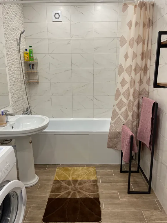 Просторная современная квартира в центре с шикарным видом на город