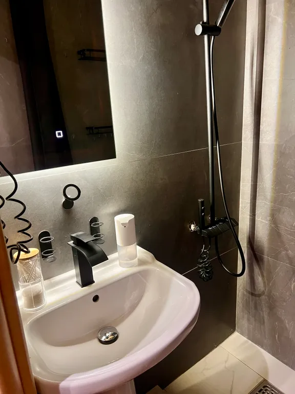 Дом с банным чаном, баней и домашним кинотеатром