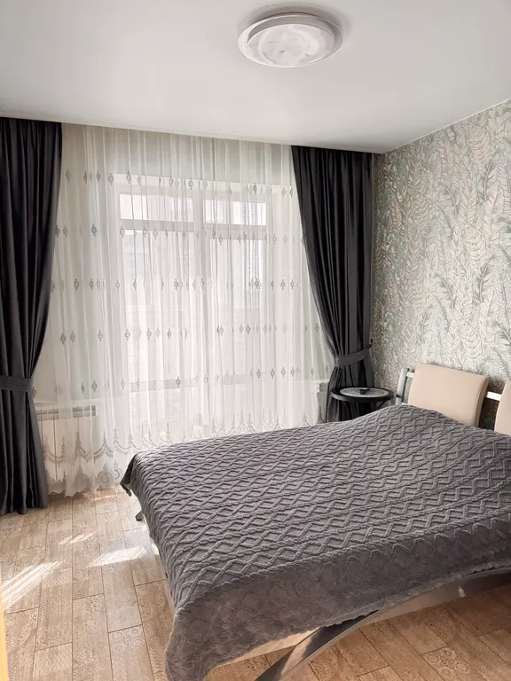 Омск Кировский у ТЦ Мега