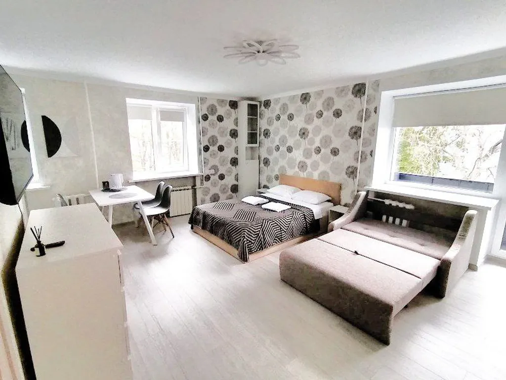 Светлая студия на Театральной площади